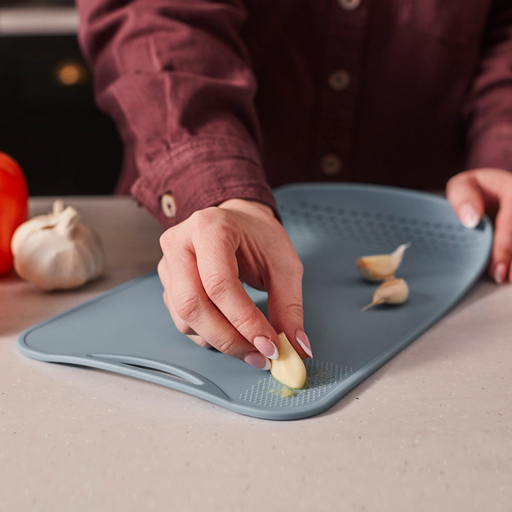 2-Piece Cutting Board Set